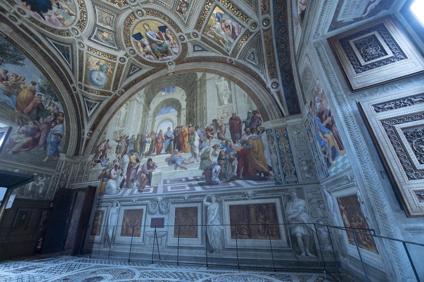 Carrier Solution Enhances Comfort and Supports Preservation of Art in the Raphael Rooms at the Vatican Museums